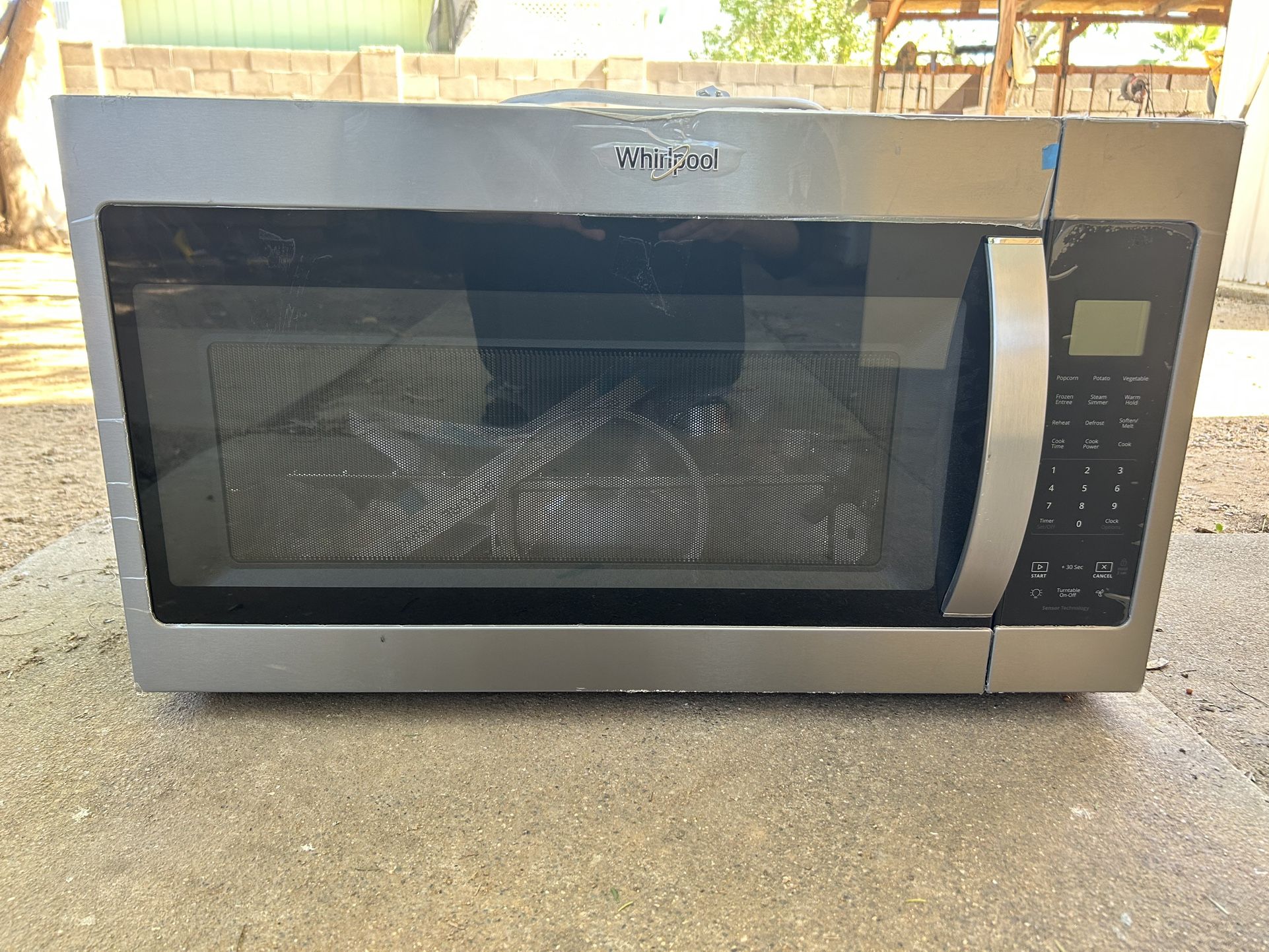 Whirlpool 1.9 cu. ft. Over the Range Microwave