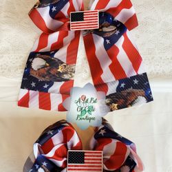 American Flag 🇺🇲 Hair Bows $7 Each