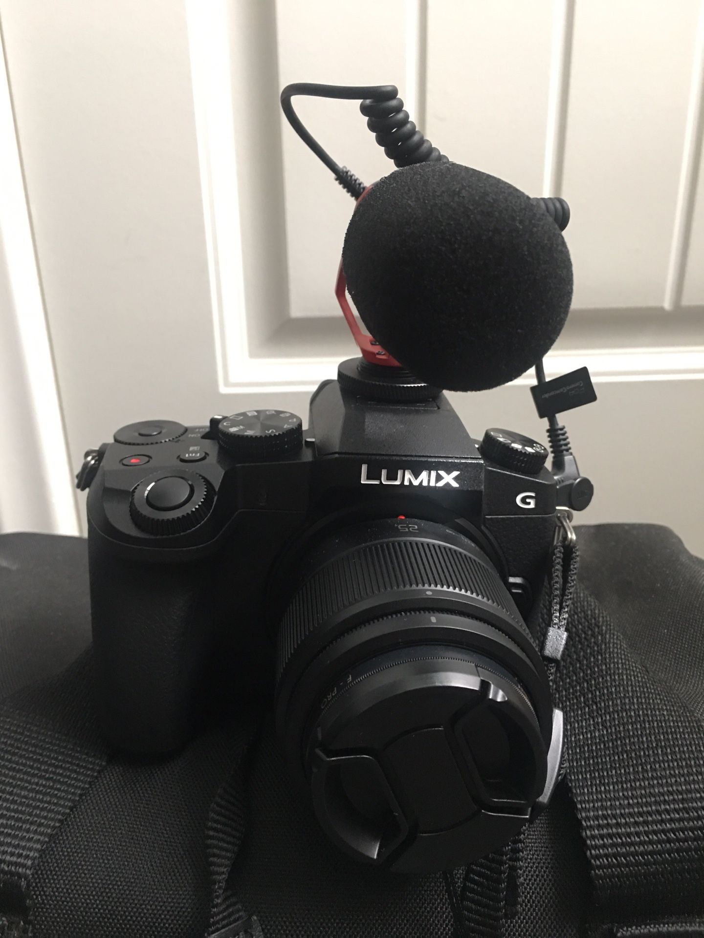 Panasonic Lumix G7 Bundle