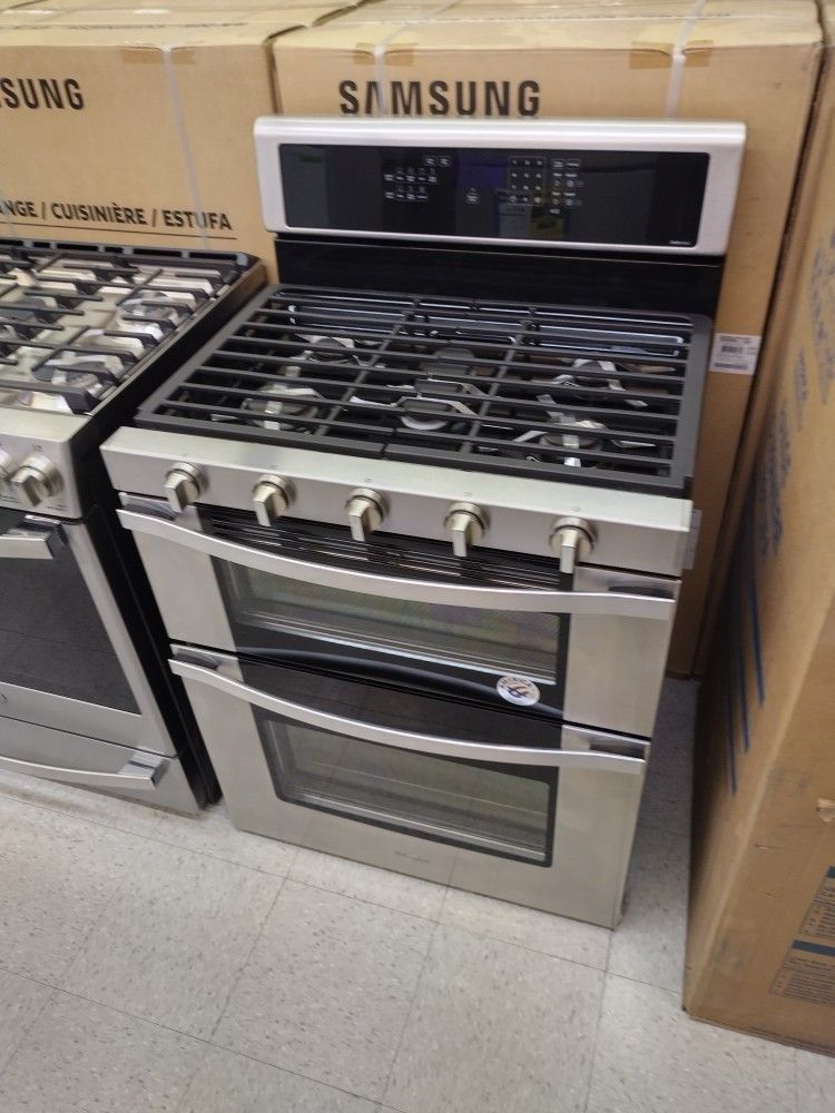WHIRLPOOL GOLD GAS DOUBLE OVEN RANGE OPEN BOX ITEMS Z9 for Sale in