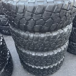 I Have 4 Tires 255-75-17 Bf Goodrich Good Condition $250 All Four Mounted And Balanced 