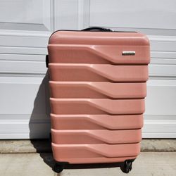 American Tourister Med Hardside Luggage