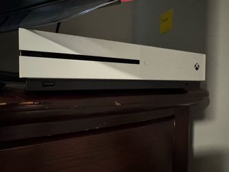 Microsoft Xbox One S Console