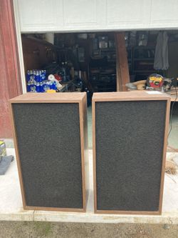Pair Of Working Vintage Two Way Magnavox Speakers