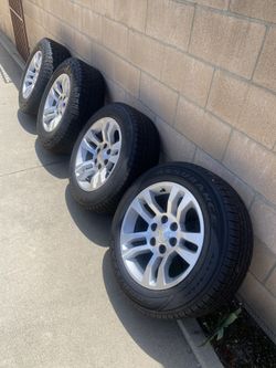 Silverado Wheels 18” For Lowered Trucks $$700$$ 2!! 265/65/18 2!! 235/60/18