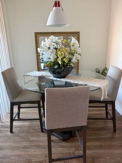 Round Glass Top Dining Table with 4 Chairs