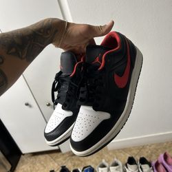 Jordan 1 White Toe Low