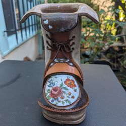 The Clay Cobbler Terra Cotta Pottery Old Boot Shoe Planter Vase With flowers 6.5