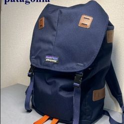 Patagonia 26L Navy Orange  Casual Backpack 