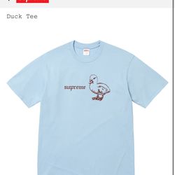 Supreme tshirt
