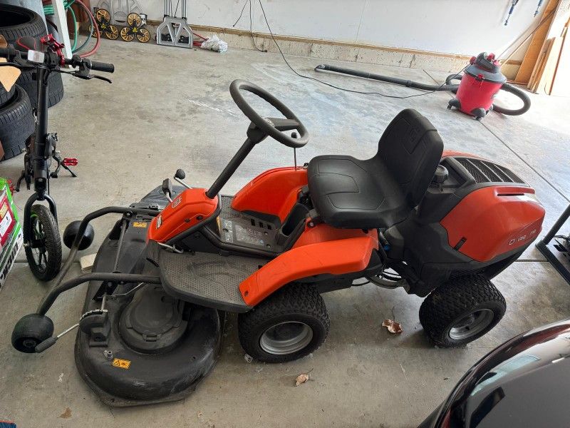 Husqvarna R120S (42") 19.5HP Articulated Riding Mower
