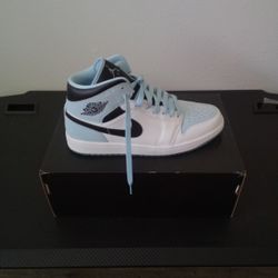 Jordan 1 Ice Blue