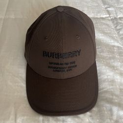 Burberry Logo-Detailed Baseball Cap