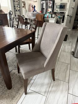Dinning Room Table W/ Chairs