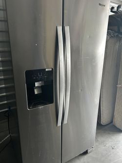 Whirlpool Side by Side Refrigerator Freezer Combination