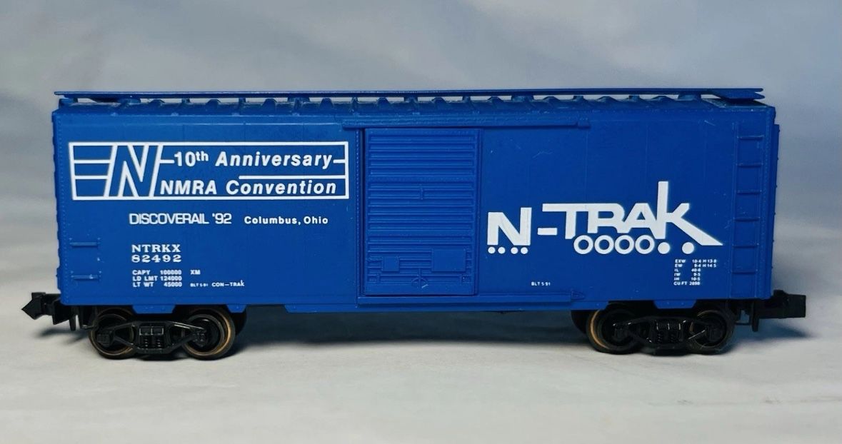 N Scale N Trak 40' Single Door Boxcar Columbus Ohio 82492 10th Anniversary Train