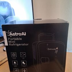 ASTROAI MINI FRIDGE 