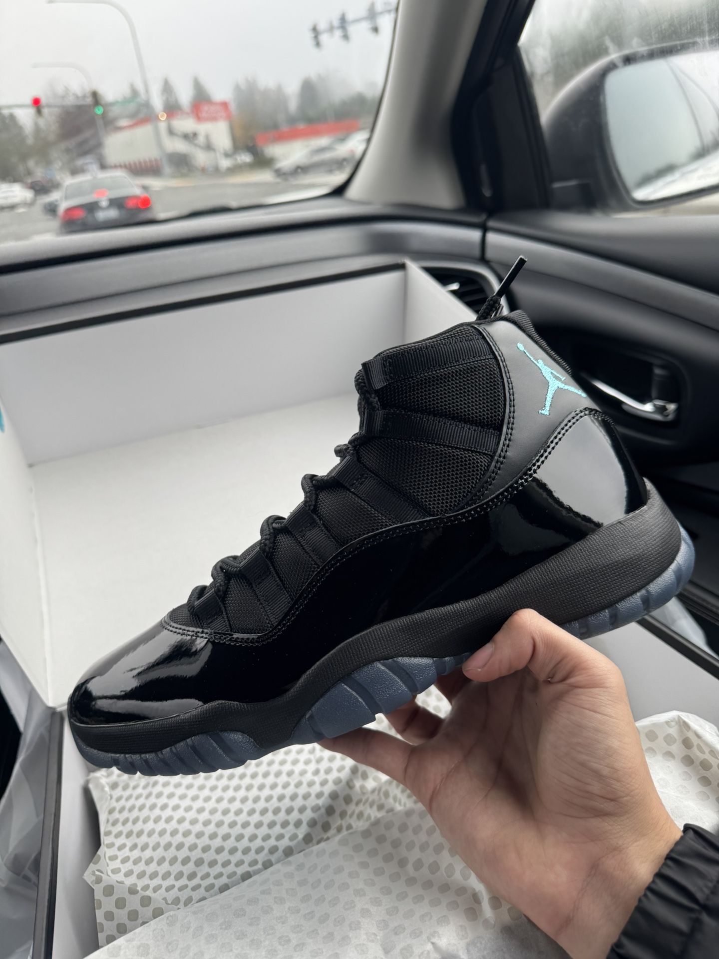 Air Jordan 11 Gamma Blue