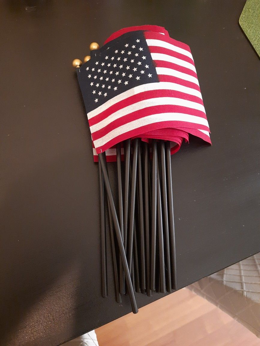 American Flags Size 4X6 Inches Small 20 Pieces