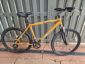 Columbia trailhead bike