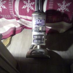Shark Vacuum Works Excellent Has Excellent Section And Pick Up