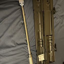 1/2 and 1/4 drive snap on torque wrenches