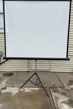 Portable Projector Screen  66x68”