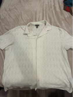 H & M Men’s XL White Buttoned Shirt
