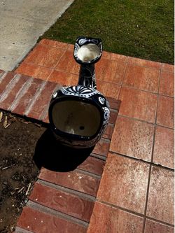 Flower pot