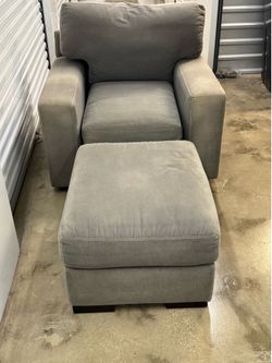 Grey living room chair with Ottoman