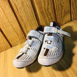 Women’s cycling shoes size 9 Bontrager