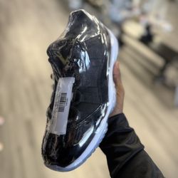 Retro 11 Low Space Jam 