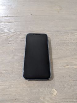 iPhone 14 + Apple Watch SE + Accessories