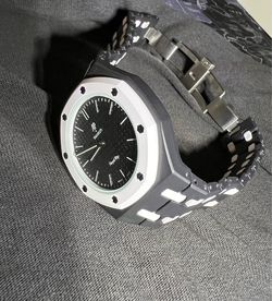 Royal Pop Ocho Negro with matching bioceramic bracelet