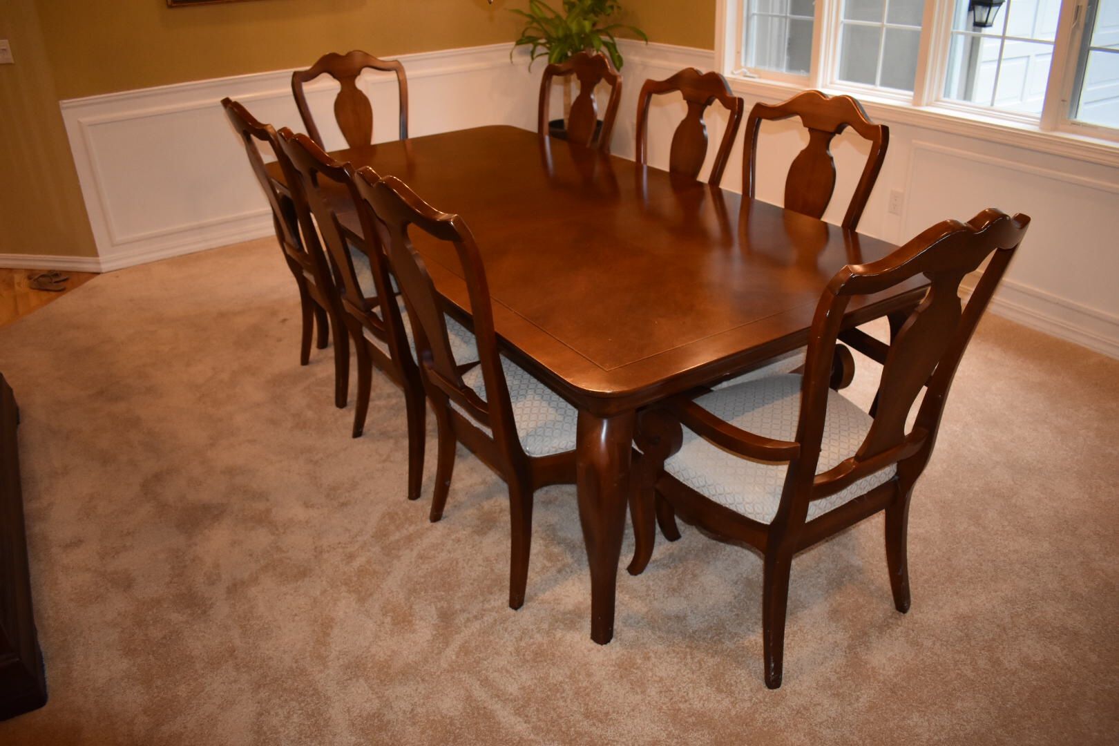 Thomasville Martinique Dining Table & Chairs w/Leaves