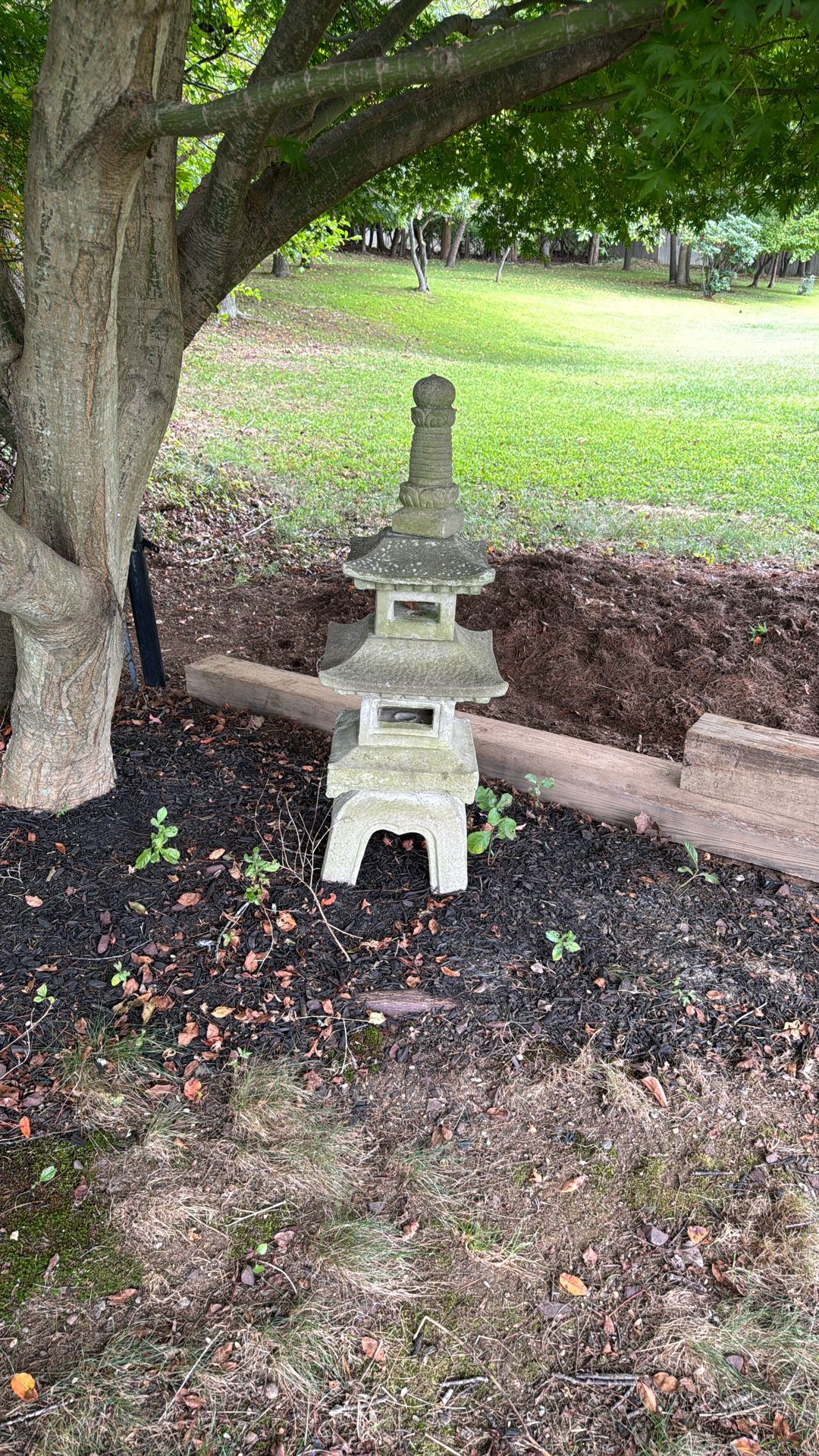 Chinese Lawn Art  Cement.  3 Piece 