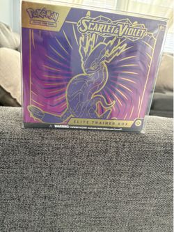 Pokémon ETB sealed