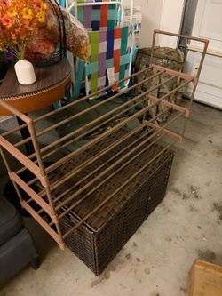 Shoe rack