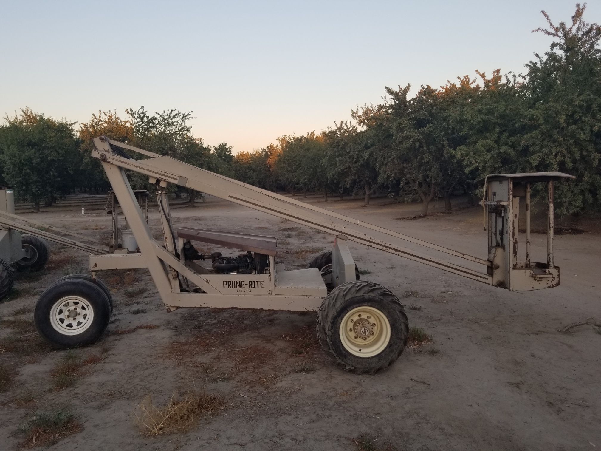 Prune -Rite Pruning Tower