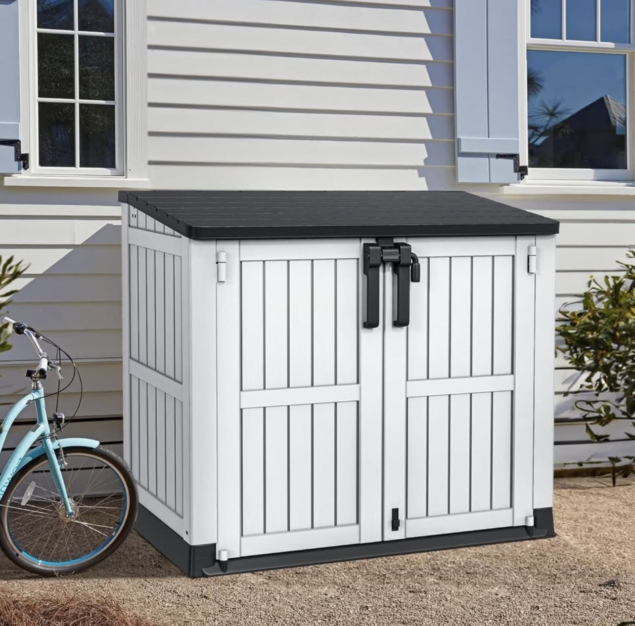 OUTDOOR SHED WATERPROOF AND LOCKABLE BRAND NEW IN BOX!!!