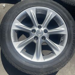 Lexus Or Toyota 18 Inch Set of rim and tire parts 