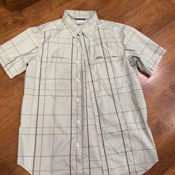 Men’s Columbia Omni Shade Button Down Shirt Shipping Available 
