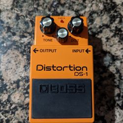 Boss Distortion DS-1
