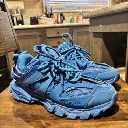 Balenciaga Tracks size 45