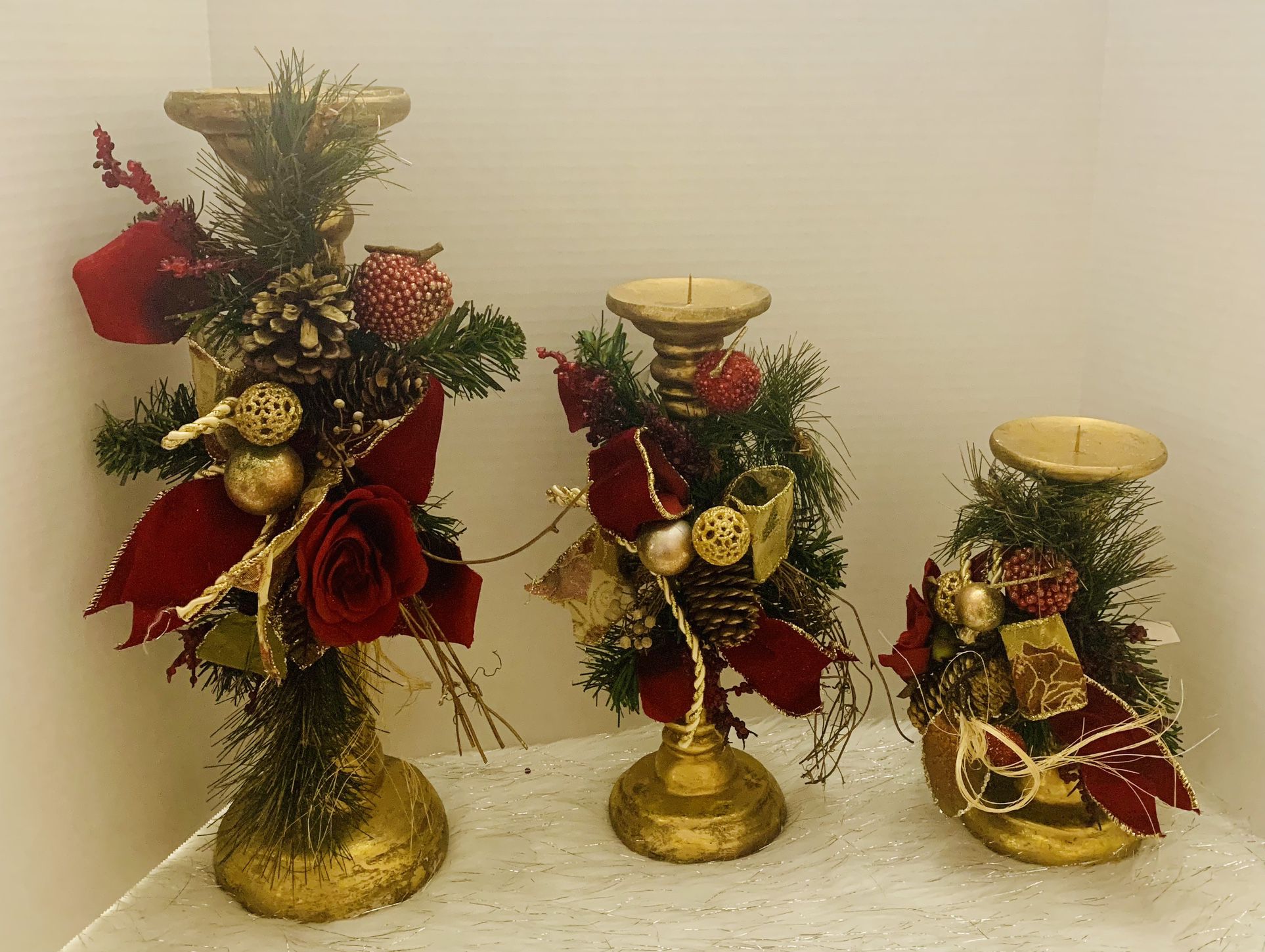 Set of 3 Christmas Around The World Candle Holders