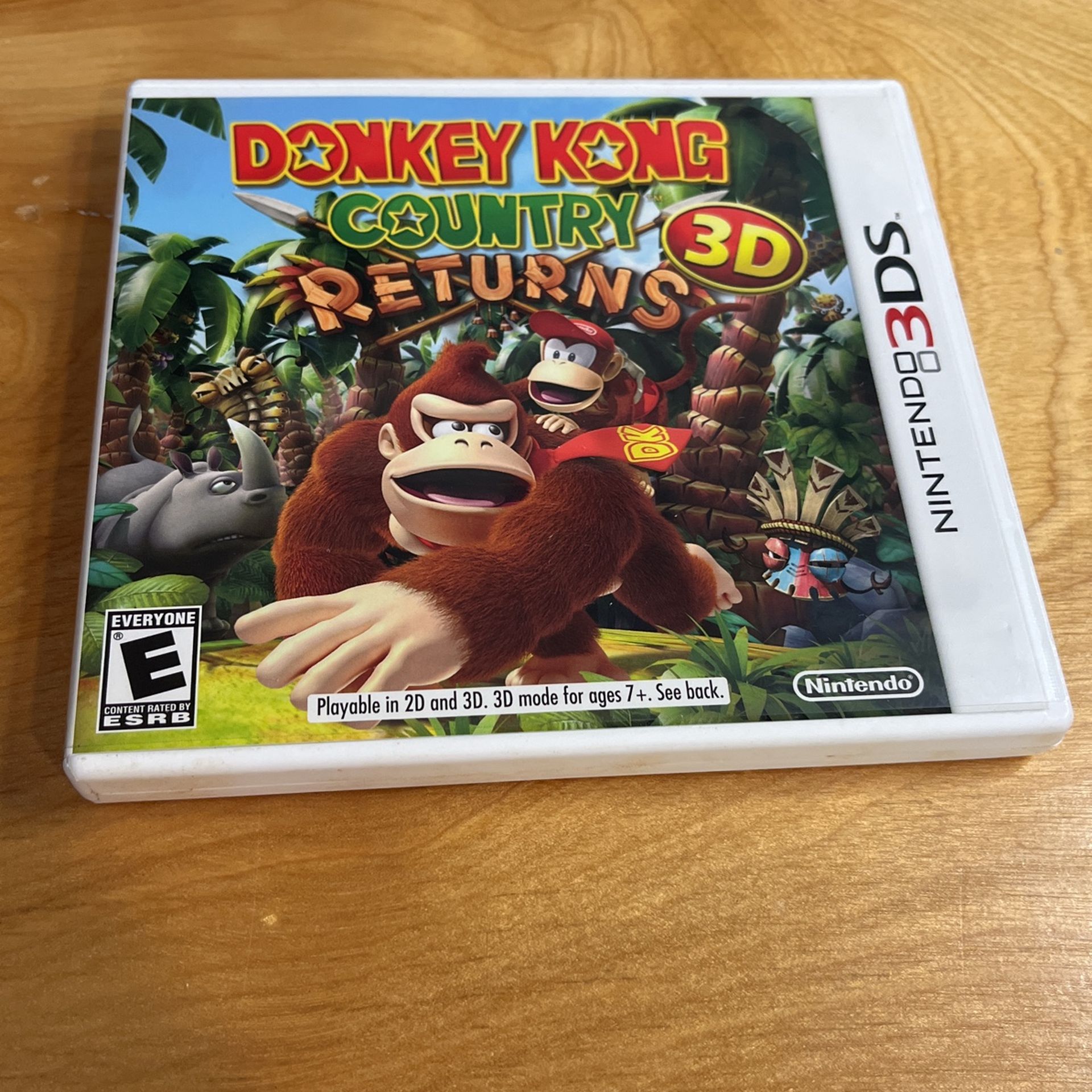 Nintendo 3DS - Donkey Kong Country Returns 3D