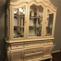 ACME Furniture Chantelle Pearl White Hutch and Buffet.