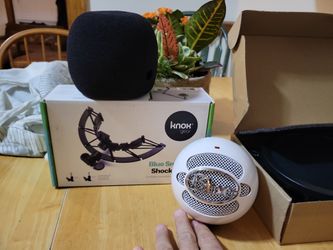 Blue Snowball Mic And Stand