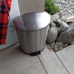 Trash Can