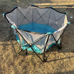 Regalo My Play Portable Play Yard
